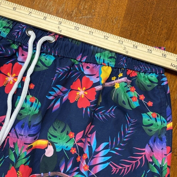 US Polo Assn Men’s Swim Trunks Size Large Side Pockets - Picture 8 of 10